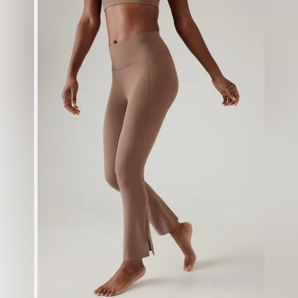 ATHLETA Transcend Stash Straight Leg Pant leggings